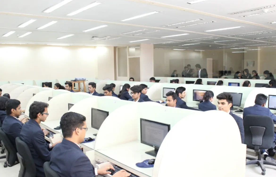 MMS College in Mumbai that Equips You with Business Skills