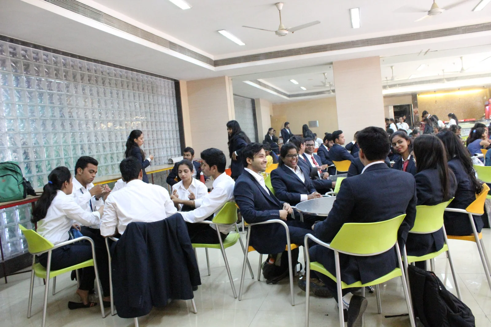 SRBS Canteen for Students