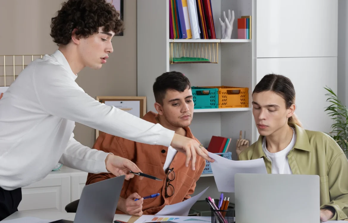 How SRBS Combines Theory and Practical Learning for Students