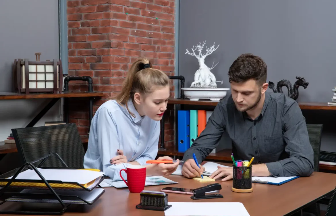 How Business Students Can Start Their First Startup in College
